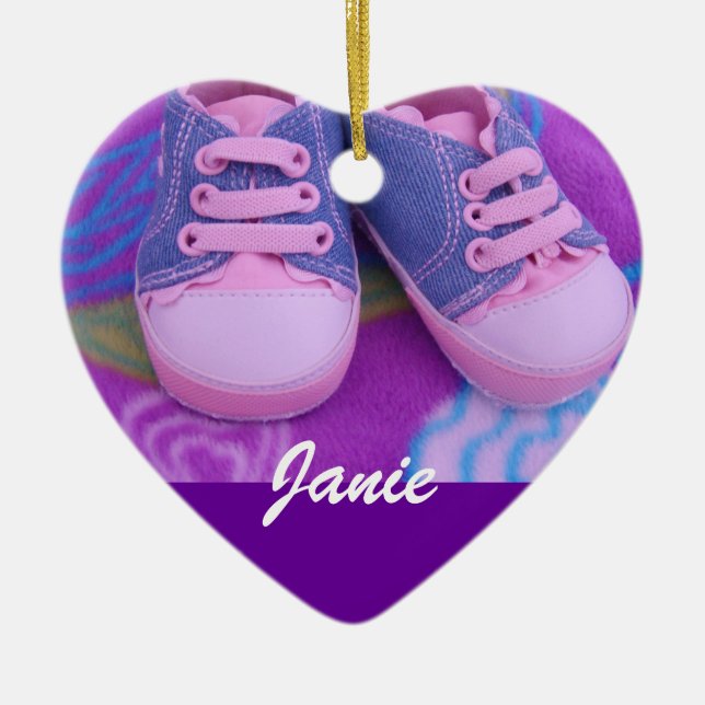 Namensverzierungs-Geschenke des Baby-Kindes rosa Keramik Ornament (Vorne)