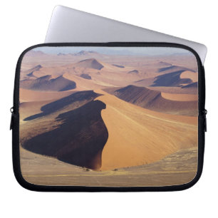 Namibia, Namib-Naukluft-Park. Luftansicht von Laptopschutzhülle