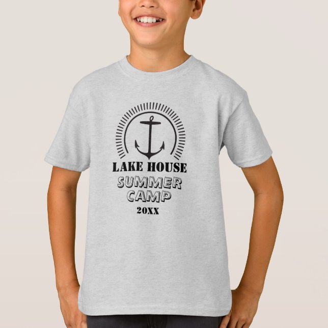 Nanas Sommerlager für Kinder mit Pfeilen und Sonne T-Shirt (Vorderseite)