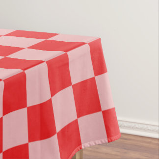 Nappe à damiers rouge et rose