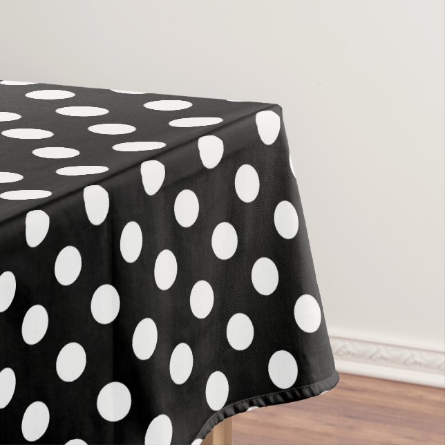 Nappe à pois blancs (In Situ)