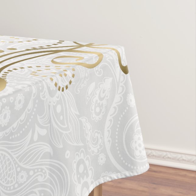 Nappe Elégante dentelle d'or Floral avec Damas blanches  (In Situ)