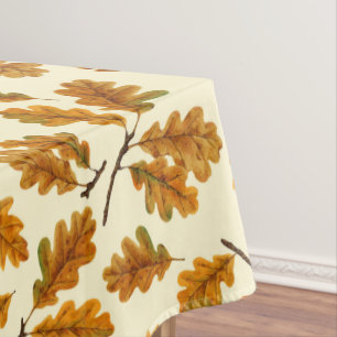 Nappe Feuilles de chêne automnal sur blanc