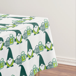 Nappe Gnome de la Saint-Patrick avec chope de bière