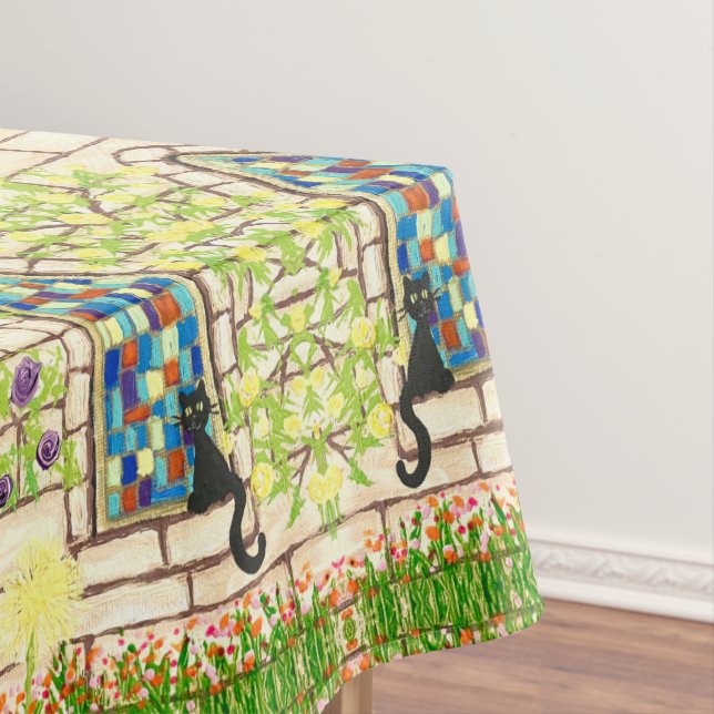 Nappe Kitty dans une fenêtre (In Situ)