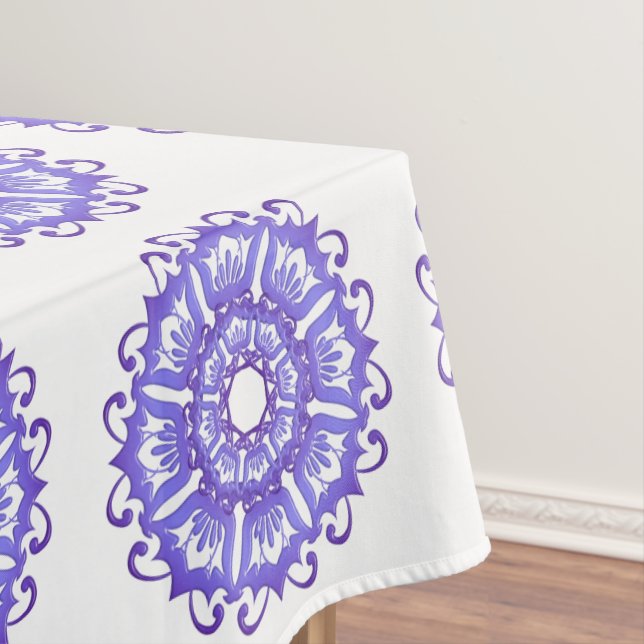 Nappe Mandala. violet floral (In Situ)