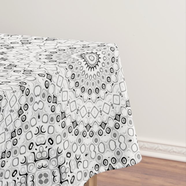 Nappe Motif Mandala géométrique noir et blanc (In Situ)