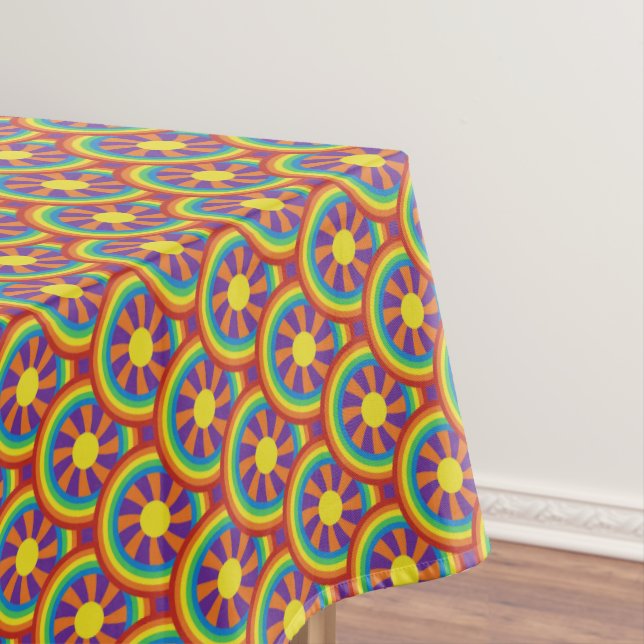 Nappe Rainbows style années 70 et Motif graphique Sun (In Situ)