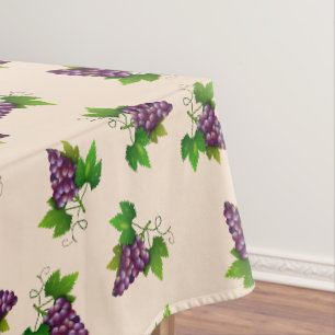 Nappe Raisins de vin rouge sur fond beige champagne clai