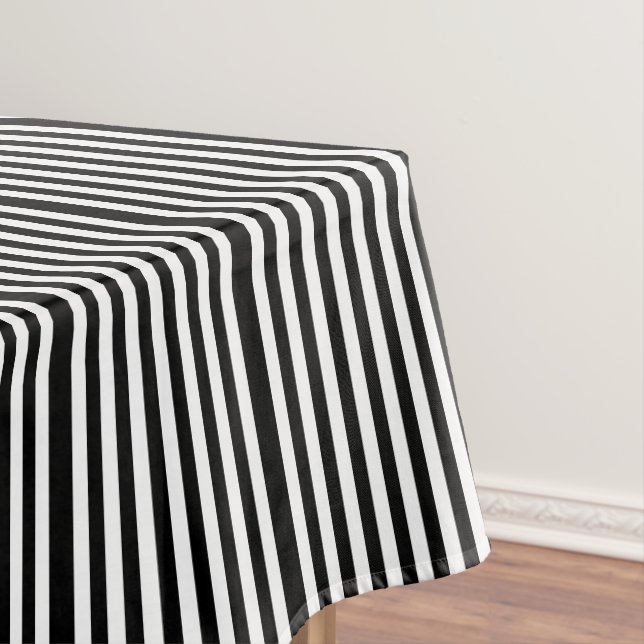 Nappe rayée noir et blanc (In Situ)