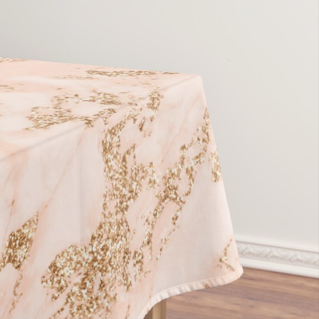 Nappe Rose en marbre parties scintillant d'or abstrait (In Situ)