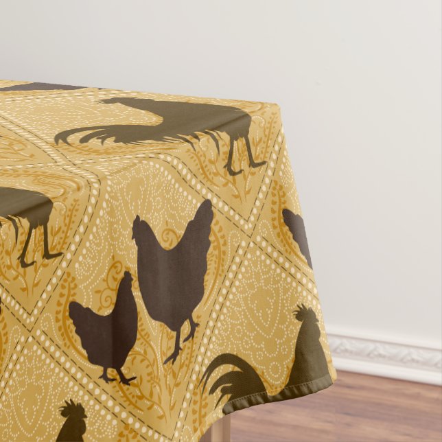 Nappe Rustic Farmhouse Hen Pattern – In Yellow  (In Situ)