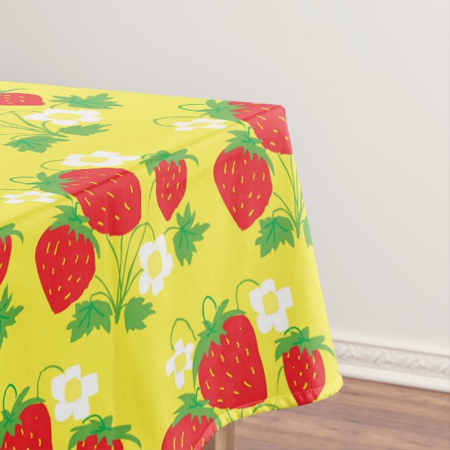 Nappe Strawberry and Flower Yellow Pattern (In Situ)