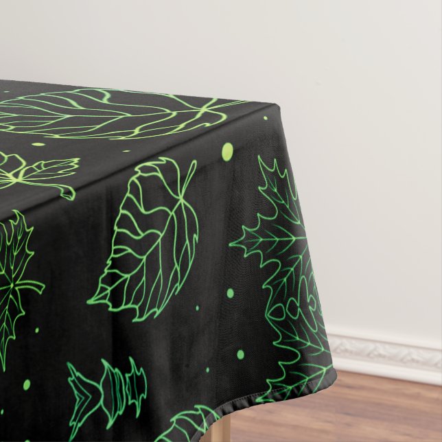 Nappe Touche d'Elegance Feuilles verts sur le noir (In Situ)