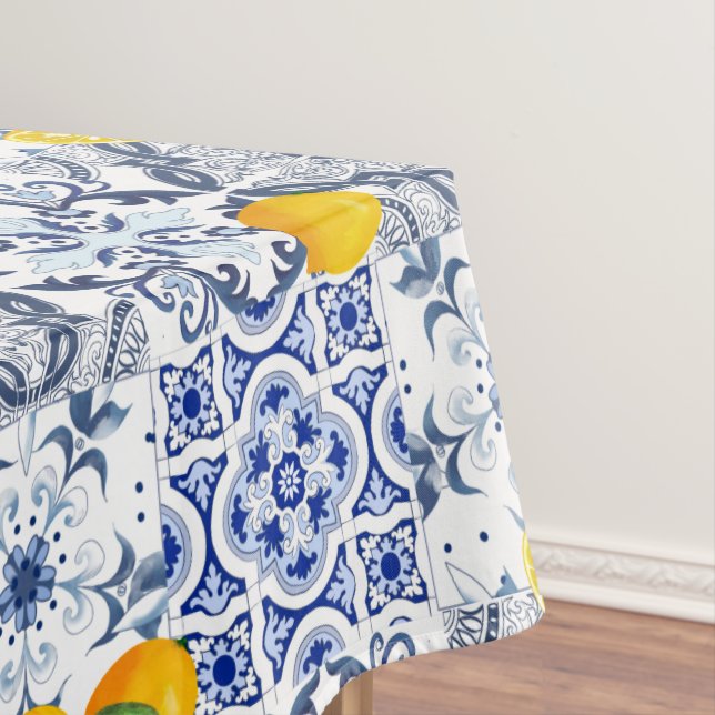 Nappe Tuiles portugaises, tuiles bleues, table courte az (In Situ)