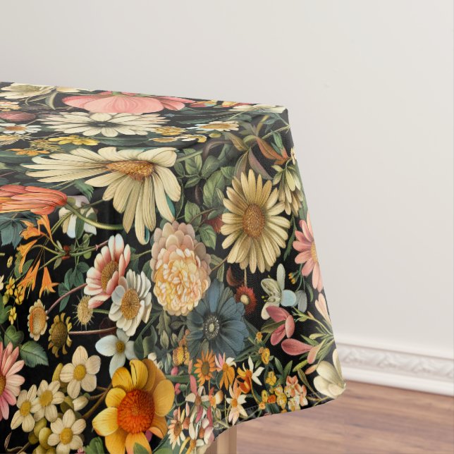 Nappe Vintage Flower Blooms Seamless Pattern (In Situ)