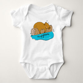 Napybara Niedlich Capybara Schlafen auf Holzbaum Baby Strampler