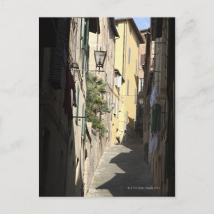 Narrow Alley, Siena, Italien Postkarte