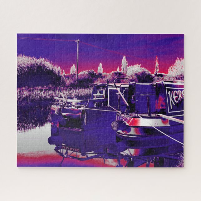 NARROWBOATS (Horizontal)