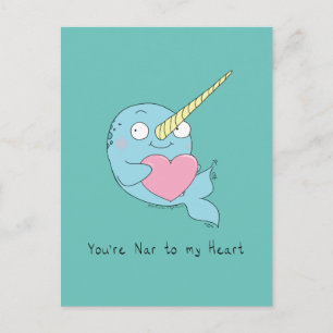 Narwhal avec carte postale d'amour du coeur