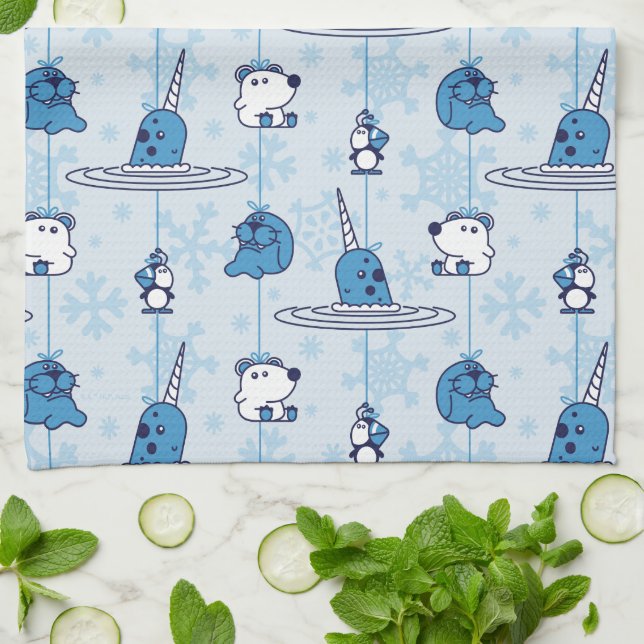 Narwhal Blue Snowflake Pattern Geschirrtuch (Gefaltet)