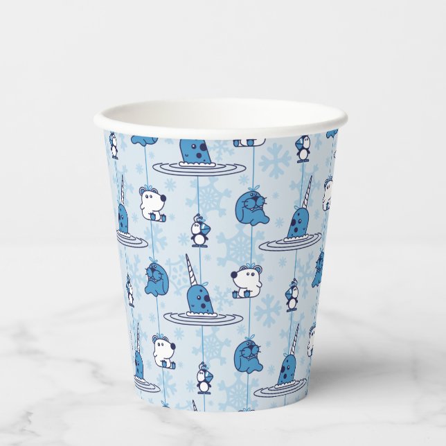 Narwhal Blue Snowflake Pattern Pappbecher (Vorderseite)