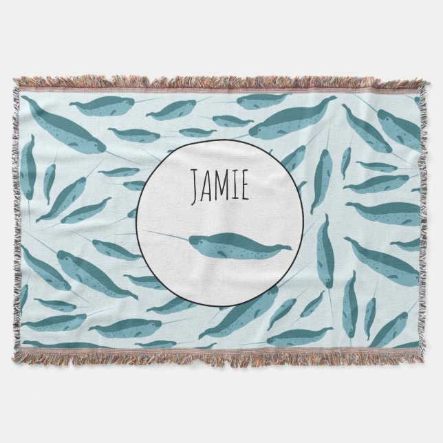 Narwhal im Muster des blauen Ozeans Decke (Vorderseite)