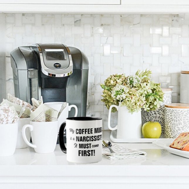 narzisstische Tasse (Von Creator hochgeladen)