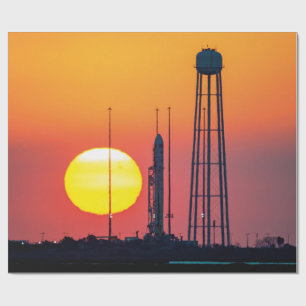 NASA-Antares-Raketen-Start bei Sonnenaufgang Geschenkpapier