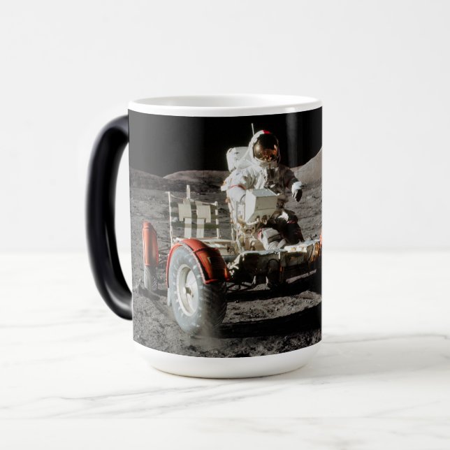 NASA Apollo 17 Mond-Rover, 1972 Verwandlungstasse (Vorderseite Links)
