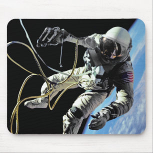 NASA Foto des ersten amerikanischen Astronauten be Mousepad