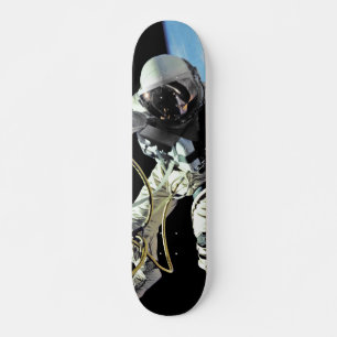 NASA-Foto des ersten amerikanischen Astronauten be Skateboard
