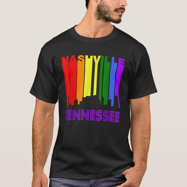 Nashville Tennessee LGBTQ Gay Pride Rainbow Skylin T-Shirt (Vorderseite)