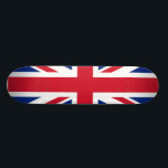 Nationale Flagge des Vereinigten Königreichs Skateboard<br><div class="desc">Nationale Flagge von Großbritannien und Nordirland Diese Fahne, auch bekannt als Union Jack oder Gewerkschaft Flag, stammt aus dem Jahr 1801 mit der Gewerkschaft von Großbritannien und Irland. Es besteht aus einer Kombination der Flaggen Englands, Schottlands und Irlands und hat ein Verhältnis von 2:1 (obwohl eine Version mit einem Verhältnis...</div>