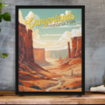 Nationalpark Canyonlands Illustration Retro Poster<br><div class="desc">Canyonlands Vektorgrafik Design. Der Park ist bekannt für seine dramatische Wüstenlandschaft,  die vom Colorado Fluss gemeißelt wurde. Die Insel im Himmel ist ein riesiges,  flaches Mesa mit Panoramablick.</div>