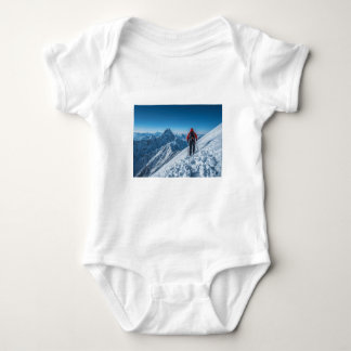 Natur-Abenteuer-Design Baby Strampler