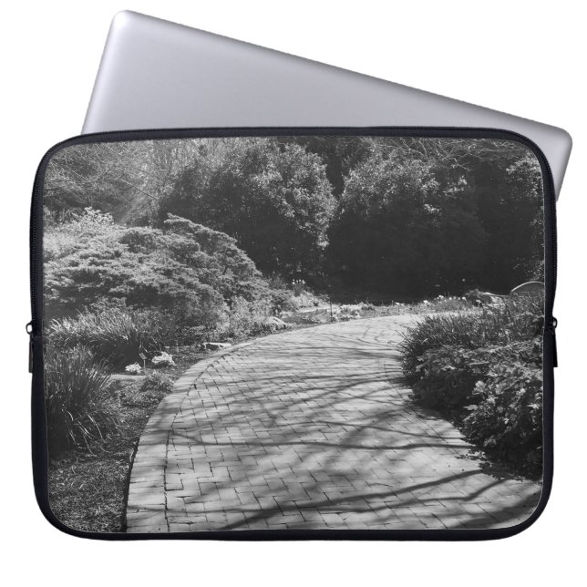 Natur in Schwarz und Weiß Laptopschutzhülle (Vorderseite)