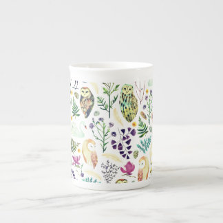 Naturinspiriertes botanisches Muster Dekorative Wu Prozellantasse