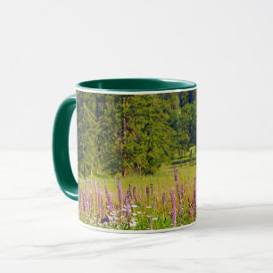 Naturlandschaft, grün, violett, Wiese, Wildblumen Tasse