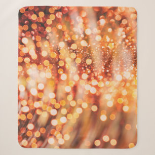 Natürliches Bukett und helle goldene Lichter Sherpadecke