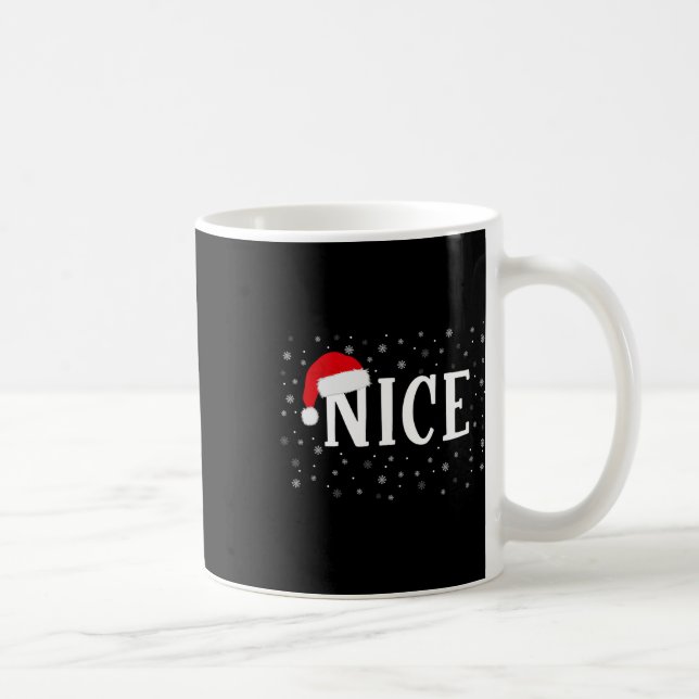 Naughty oder Nice Matching Weihnachtskostüm Kaffeetasse (Rechts)