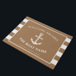 Nautic Anchor Boat & Captain Name Khaki Streifen  Fußmatte<br><div class="desc">Eine Tür mit einem nautischen Anker und dem individuelle Name des Schiffseigners und Bootes.  Auf den Seiten sind haki braune und weiße Streifen,  um den Vordertext zu ergänzen.</div>
