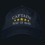 Nautic Captain Boat Name Gold Stars Navy Blue Bestickte Baseballkappe<br><div class="desc">Segeln Sie stilvoll mit einem personalisierten bestickten Hut mit Ihrem Captain Rank oder einem anderen gewünschten Titel zusammen mit Ihrem Namen oder Boat Name und fünf goldenen Sternen. Verschiedene Kappe- und Gewindelfarben zur Auswahl. Ein tolles Geschenk für Väter Tag,  Geburtstag oder jede Gelegenheit.</div>