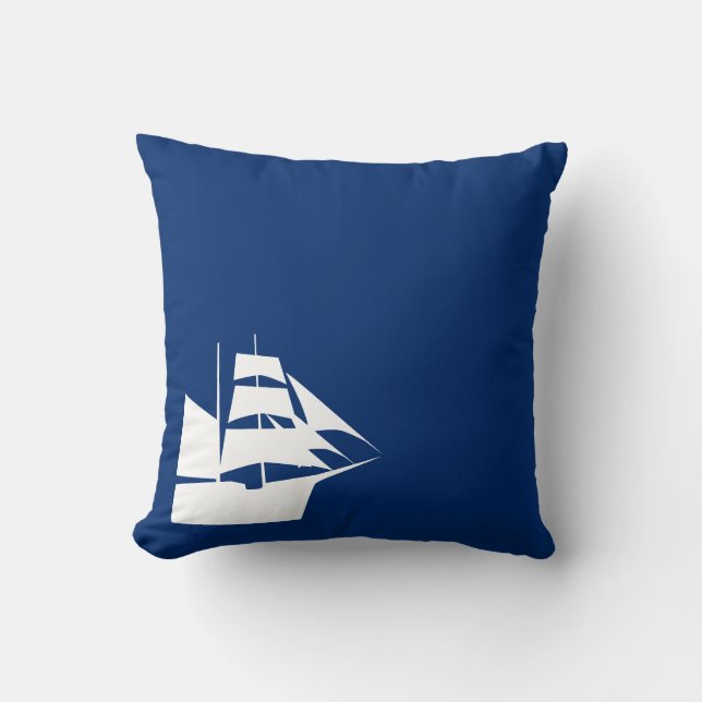 Nautic Theme Sailboat Blue Kissen (Vorderseite)
