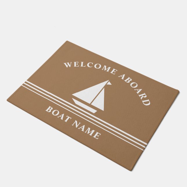 Nautic Willkommen an Bord Boating Khaki Name Fußmatte (Schrägansicht)