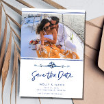 Nautical Foto Beach Wedding Save The Date<br><div class="desc">Nautic speichern Sie die Terminkarten perfekt für einen Strand,  Küste,  Kreuzfahrtschiff oder Boot Hochzeit. Dieses moderne nautische Design Save the Date ist auf Ihr Foto,  Namen,  Hochzeitstag und Ort angepasst. Kontaktieren Sie mich über den Button unten,  wenn Sie weitere Anpassungen benötigen. Ich hätte Liebe zu helfen.</div>