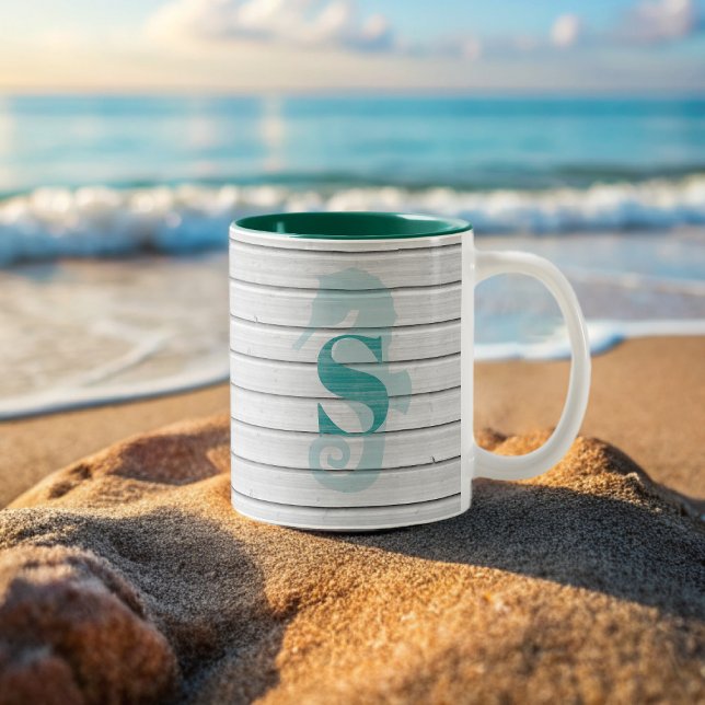 Nautique Seahorse Beach House Café côtier Mug (Add your initial and name to this cute seahorse beach house coffee mug)