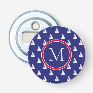 Nautische weiße Segelboote auf Navy Blue Monogram Flaschenöffner