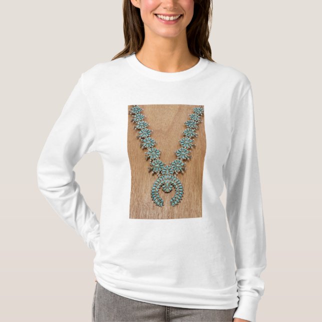 Navajohalskette T-Shirt (Vorderseite)