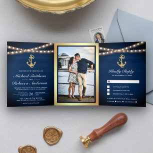 Navy Blau Holz Nautisch Gold Anker Lichter Hochzei Dreifach Gefaltete Einladung